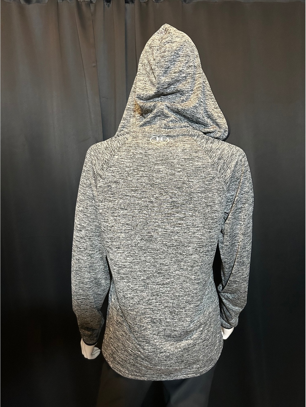 Under Amour heat gear pullover - Picture 4 of 5